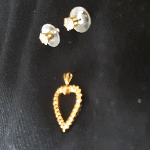 Faux Diamond Jewelry Lot - Picture 2 of 2